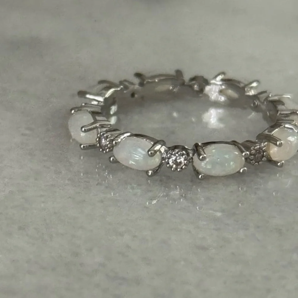 Silver Opal Crystal Pave Princess Ring
Brand New
Size 6 - Picture 2 of 4